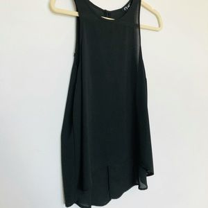 It’s Me black sleeveless blouse women’s